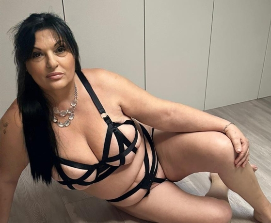 Trova il tuo complice ideale con i nostri servizi di chat!